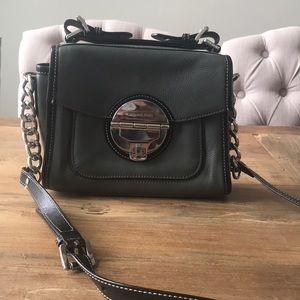 Classy Michael Kors Crossbody